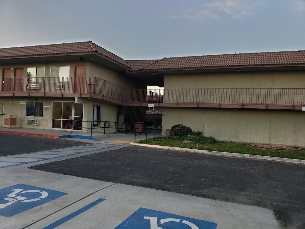 Baymont By Wyndham Coalinga Villa Exterior foto