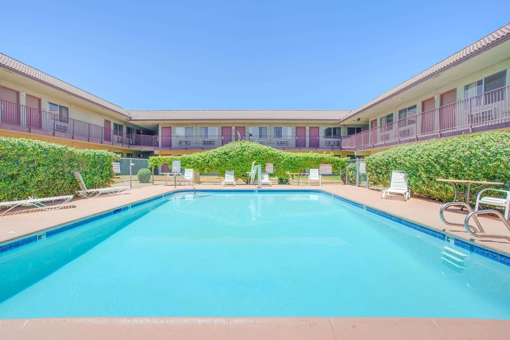 Baymont By Wyndham Coalinga Villa Exterior foto